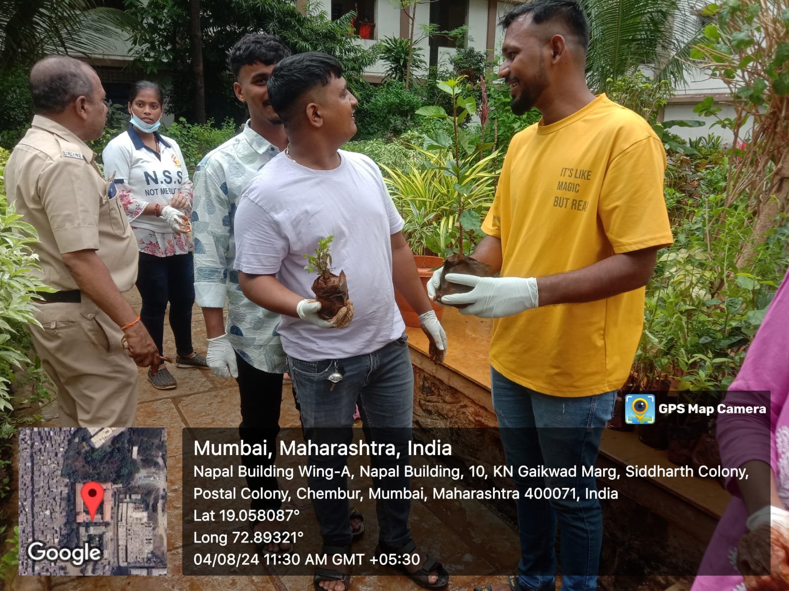 Chembur Karnataka Night College Sharing and Caring